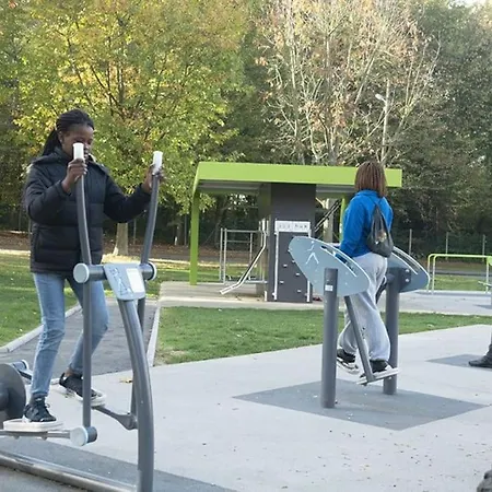 App 1- Studio Lumineux Et Jardin Hyper-Centre 5Min Gare Évreux Buitenkant foto
