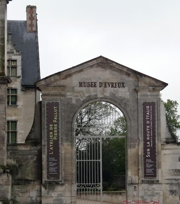 Apartment App 1- Studio Lumineux Et Jardin Hyper-centre 5min Gare Evreux