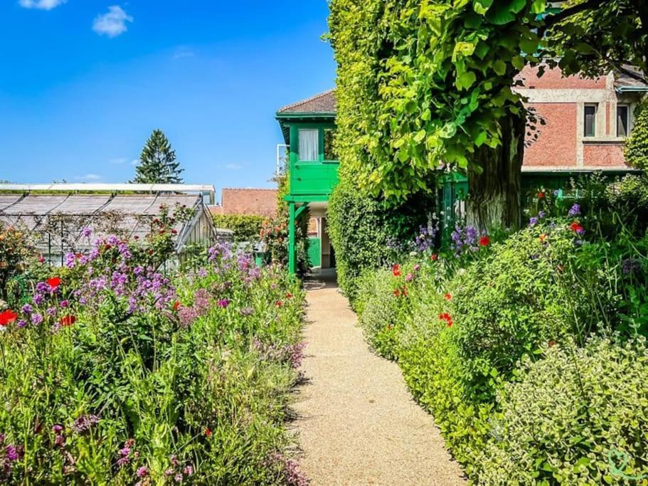 App 1- Studio Lumineux Et Jardin Hyper-centre 5min Gare * Evreux